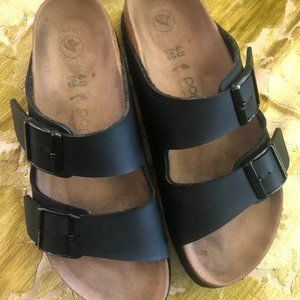 Size 40 Narrow Papillio Birkenstock vegan two-strap platform sandals